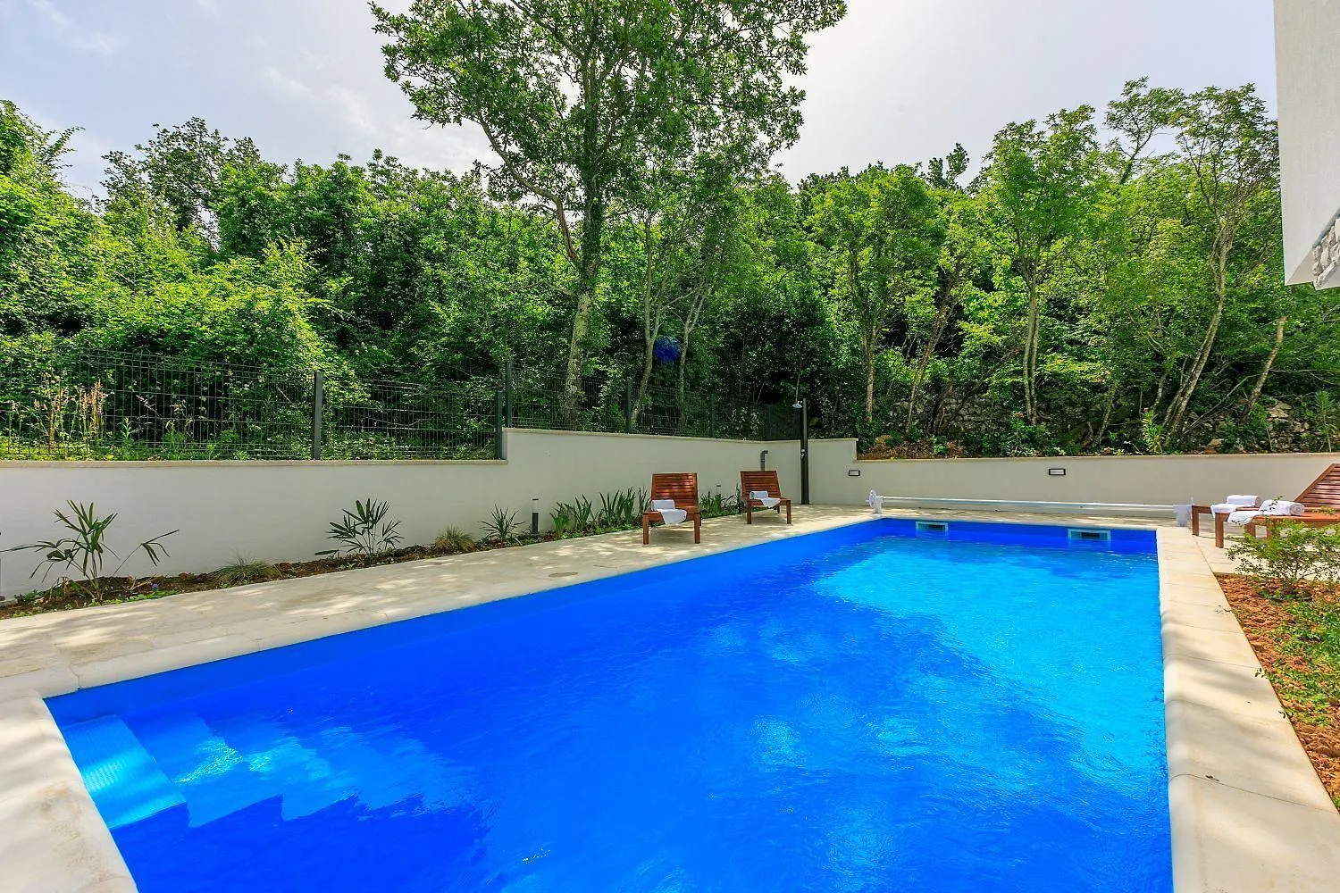 Traumhaftes Ferienhaus Mit Privatpool, Bbq, Klimatisierten Schlafzimmern, Aussendusche, Waschmaschine Grizane-Belgrad 0*,  Croatia