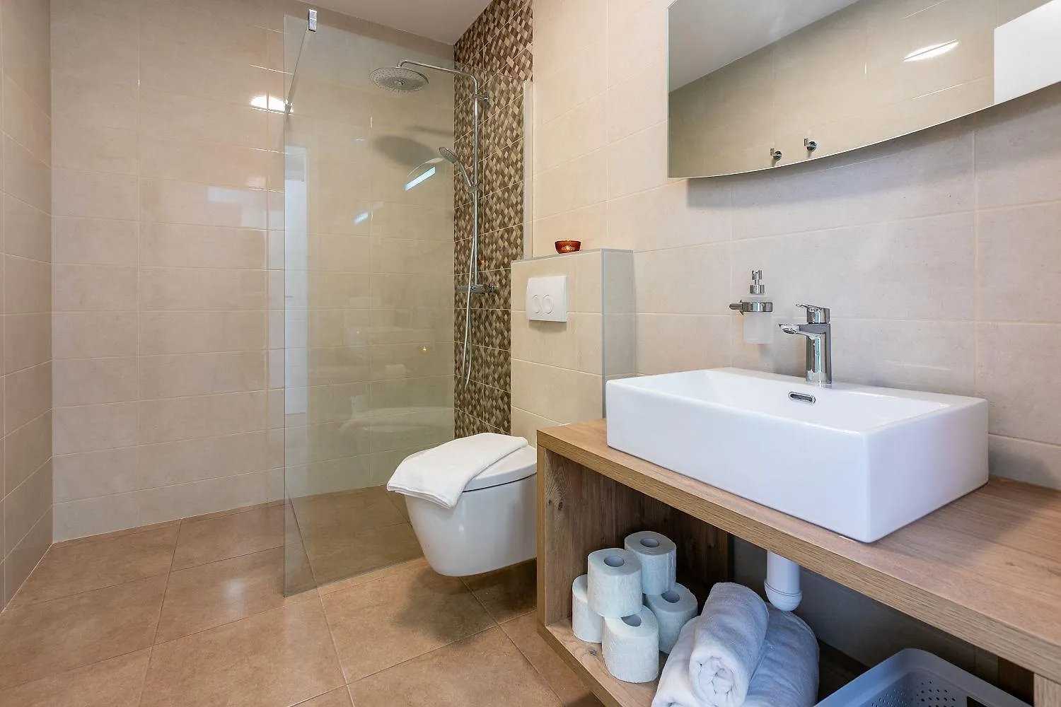 Traumhaftes Ferienhaus Mit Privatpool, Bbq, Klimatisierten Schlafzimmern, Aussendusche, Waschmaschine Grizane-Belgrad 0*,