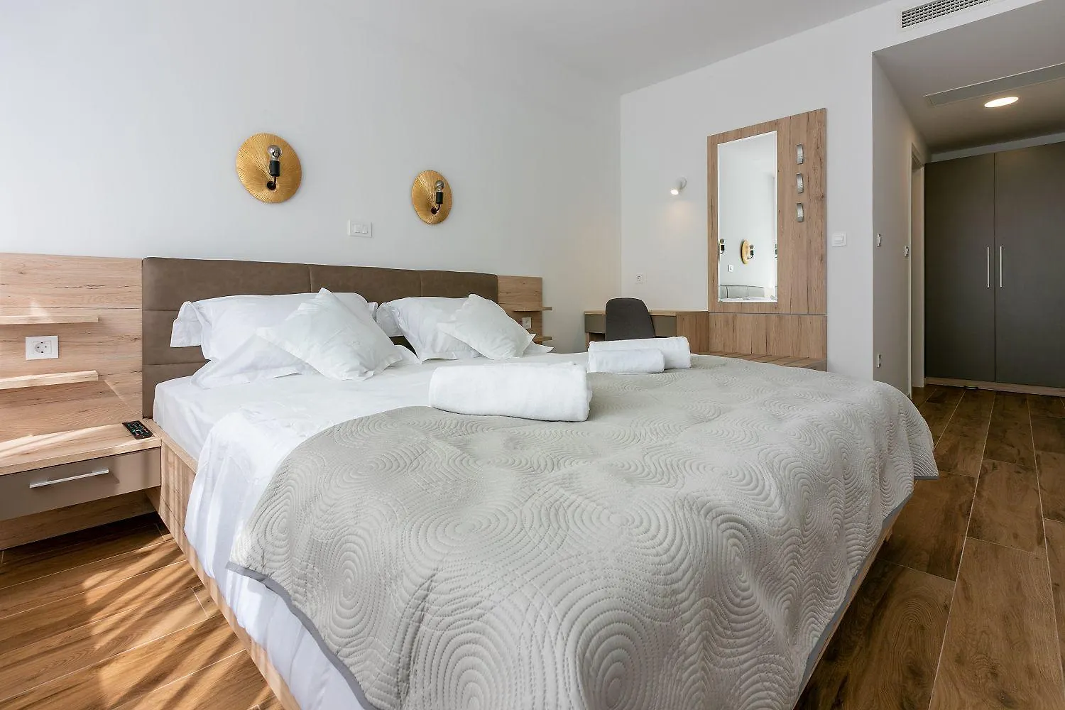 Traumhaftes Ferienhaus Mit Privatpool, Bbq, Klimatisierten Schlafzimmern, Aussendusche, Waschmaschine Grizane-Belgrad Croatia
